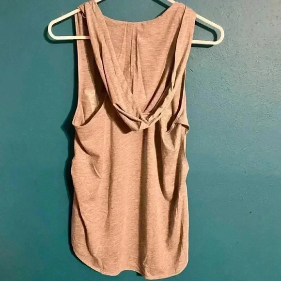 Energie Graphic Workout Hoodie Muscle Tee - Picture 4 of 5